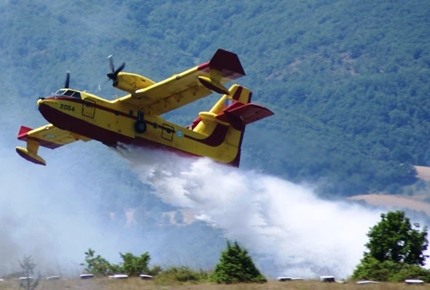 Βίντεο της ΠΑ από τις επιχειρήσεις κατάσβεσης στην Κινέτα και στο Μάτι